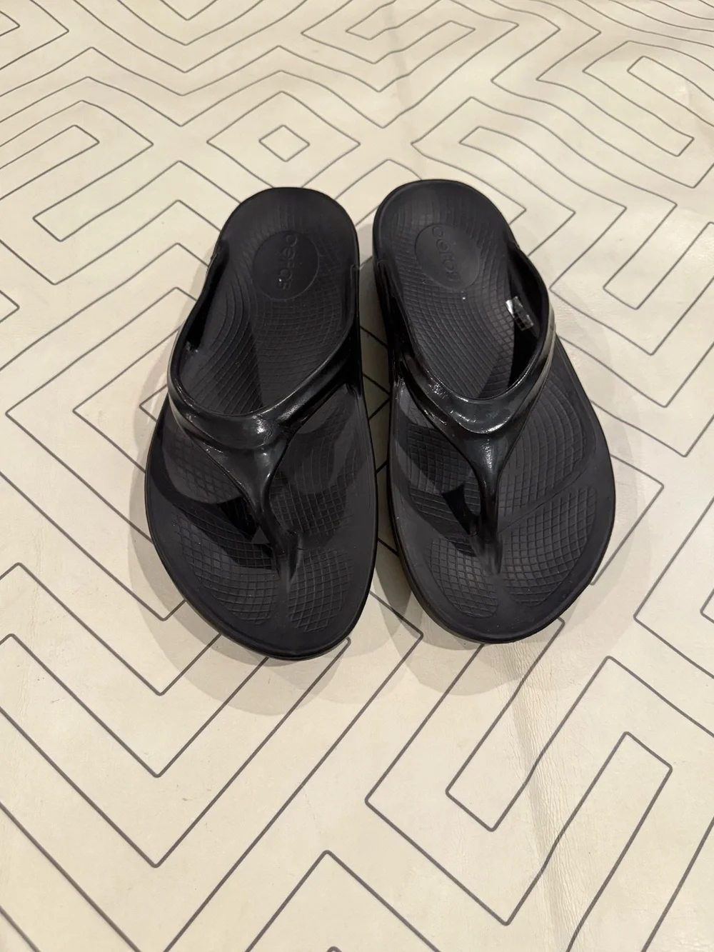 Oofos Thong Sandals